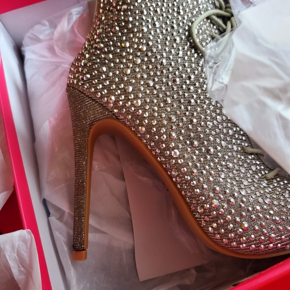 Rhinestone strap up heels - Picture 12 of 14